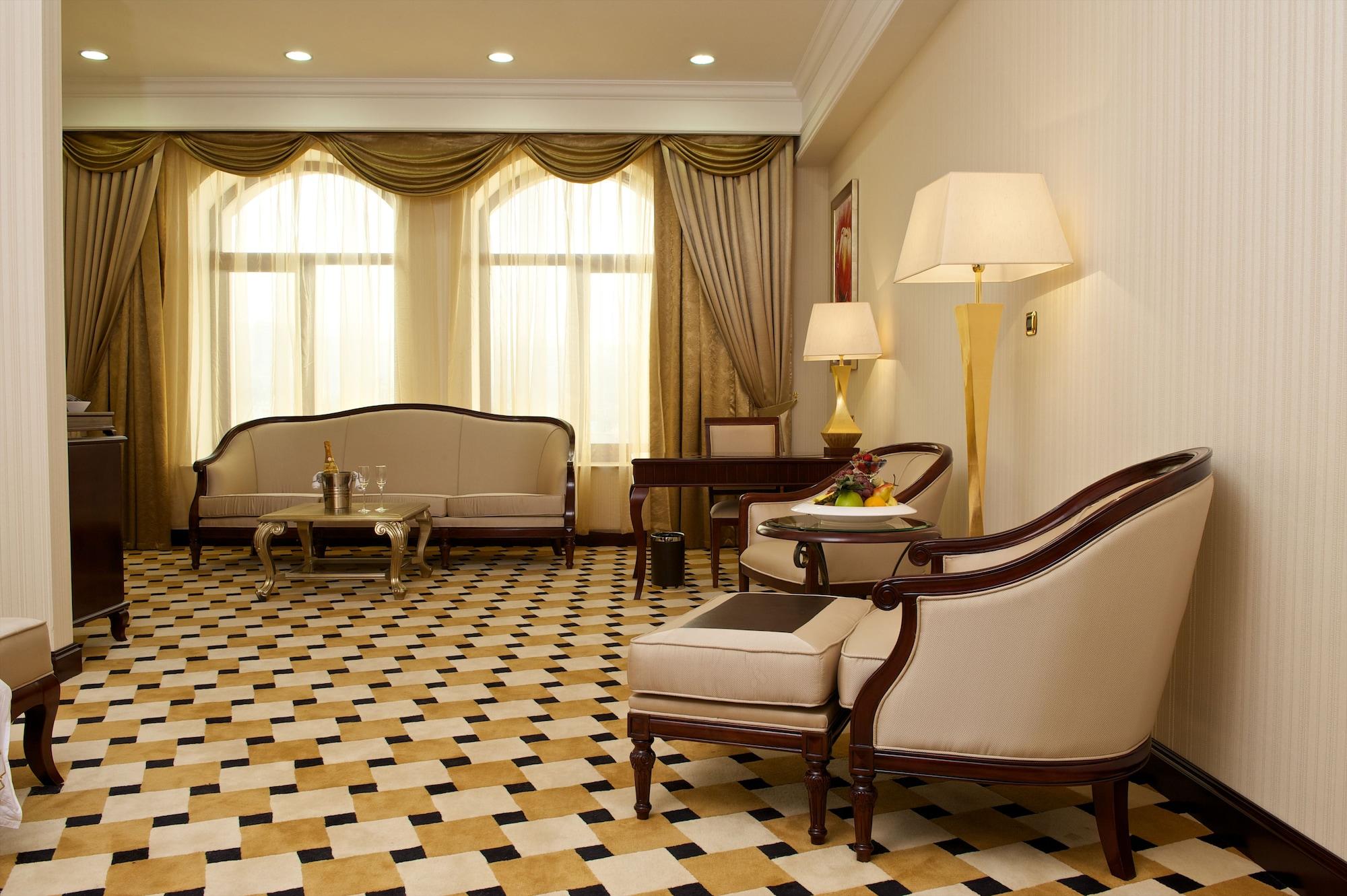 Royal Tulip Almaty Hotel Oda fotoğraf