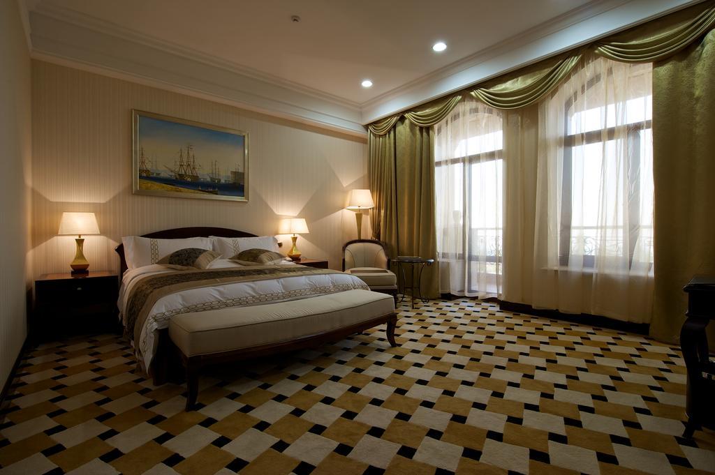 Royal Tulip Almaty Hotel Dış mekan fotoğraf